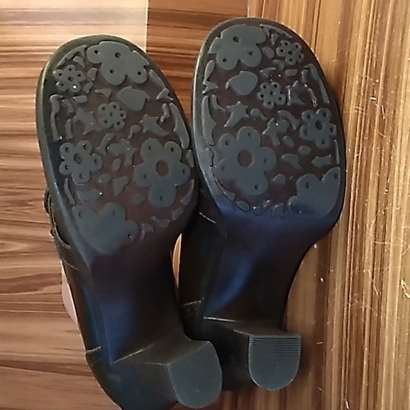 Vintage 1990s Y2K Mudd flat toe chunky heels - Picture 6 of 8